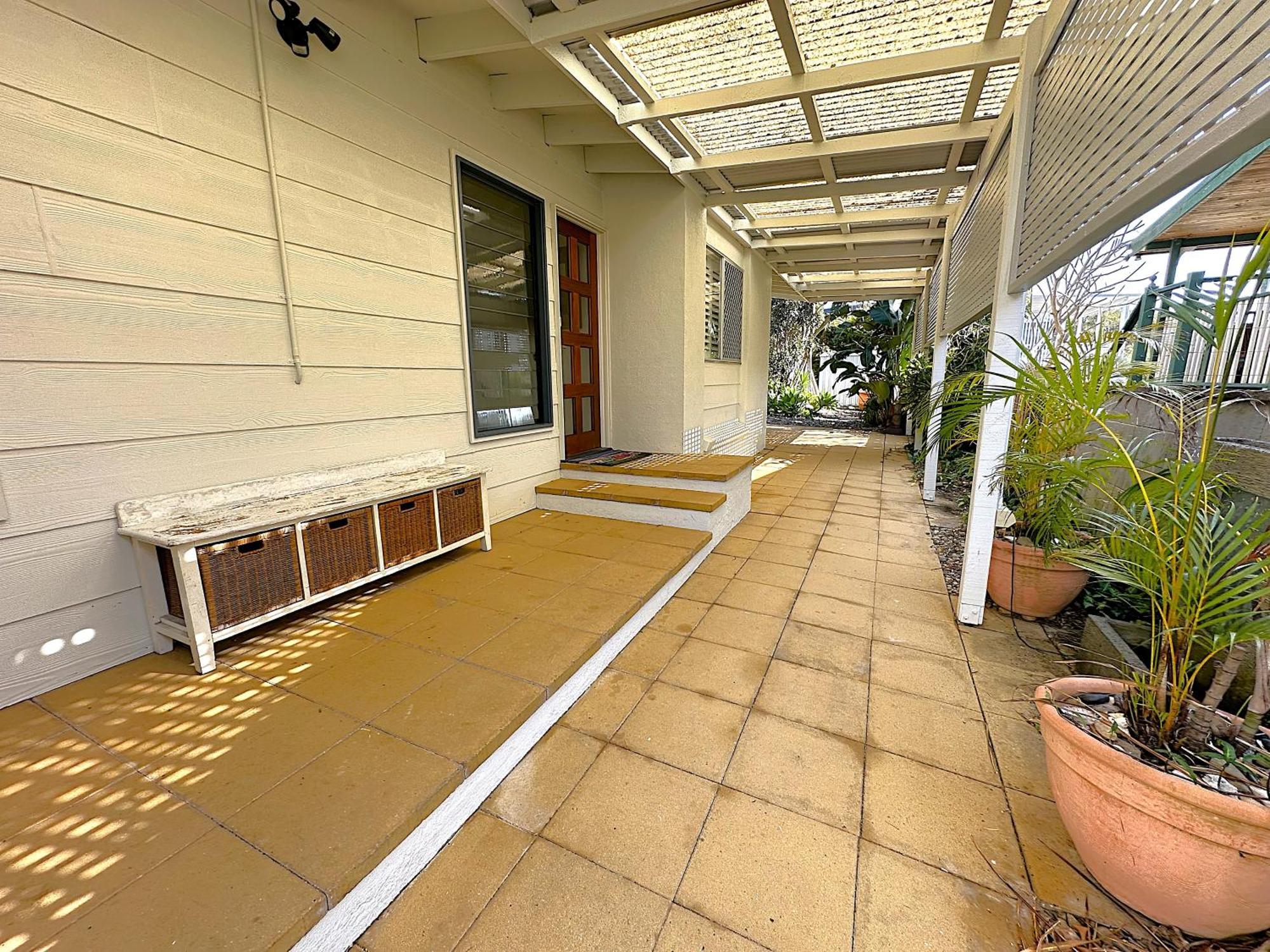 Castaway In Tugun Villa Gold Coast Exterior photo